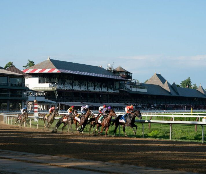 CHURCHILL DOWNS SEMANAL